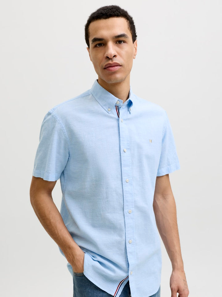 Jprblusummer Lin. Bl. Shield Ss Shirt Sn - Lichtblauw