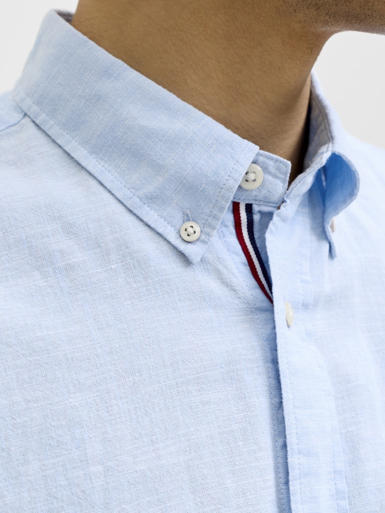 Jprblusummer Lin. Bl. Shield Ss Shirt Sn - Lichtblauw