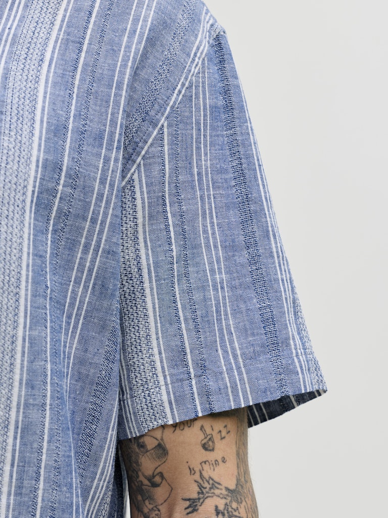 Jprblusummer Lin. Blen Dobby Ss Shirt Sn - Blauw Dessin