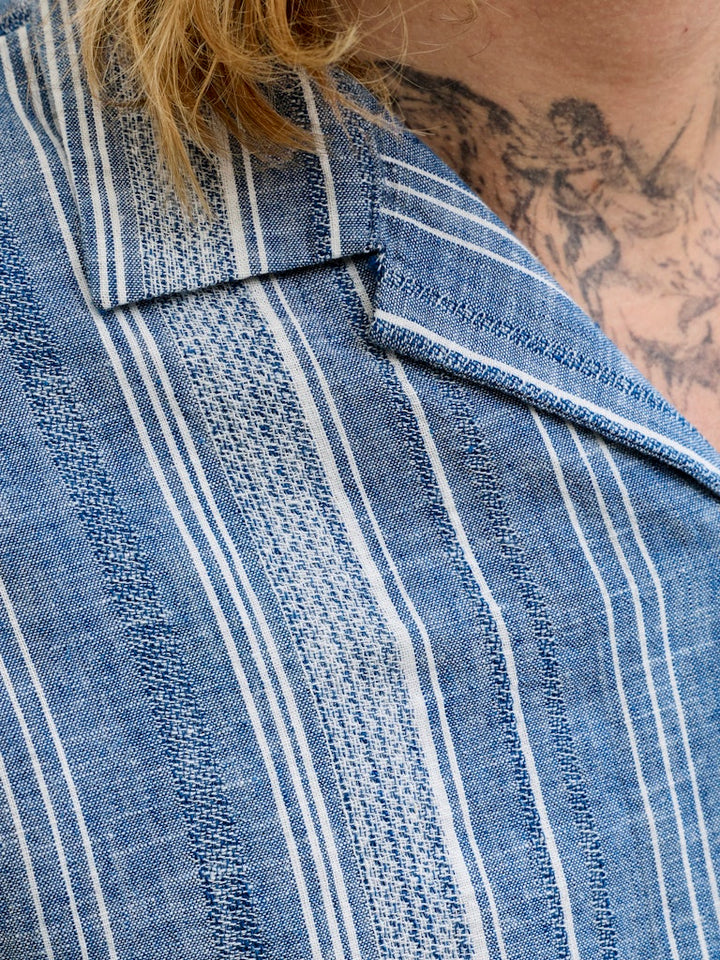 Jprblusummer Lin. Blen Dobby Ss Shirt Sn - Blauw Dessin