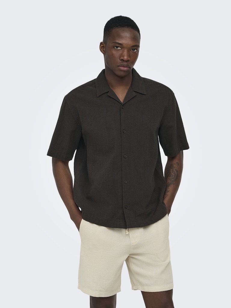 Onscruz Rlx Seersucker Resort Ss Shirt - Bruin