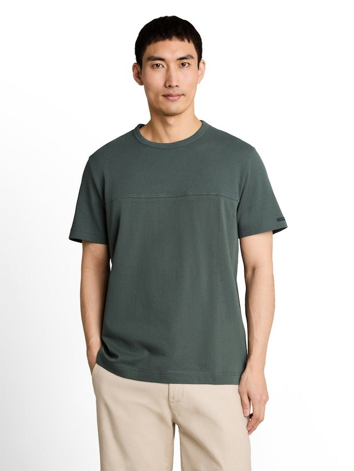 T-shirt Cut And Sue - Olijf
