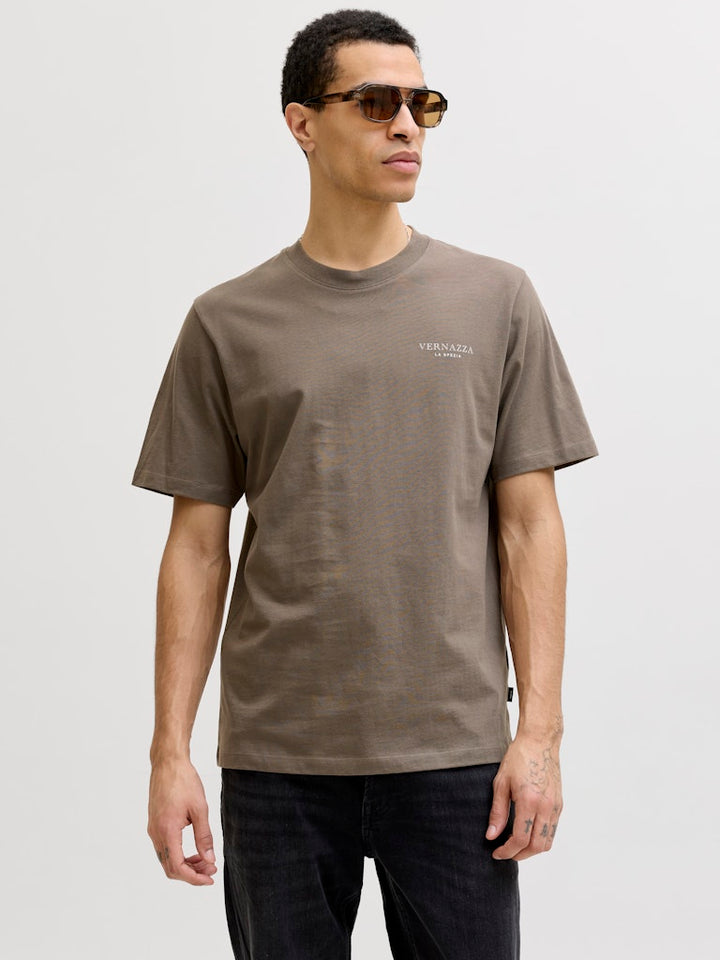 Jprblajames Grafic Ss Tee Styd Ss26 - Bruin
