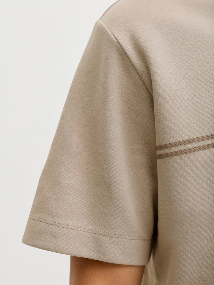 Jcofusion Chest Brand Tee Ss Crew Sn - Taupe