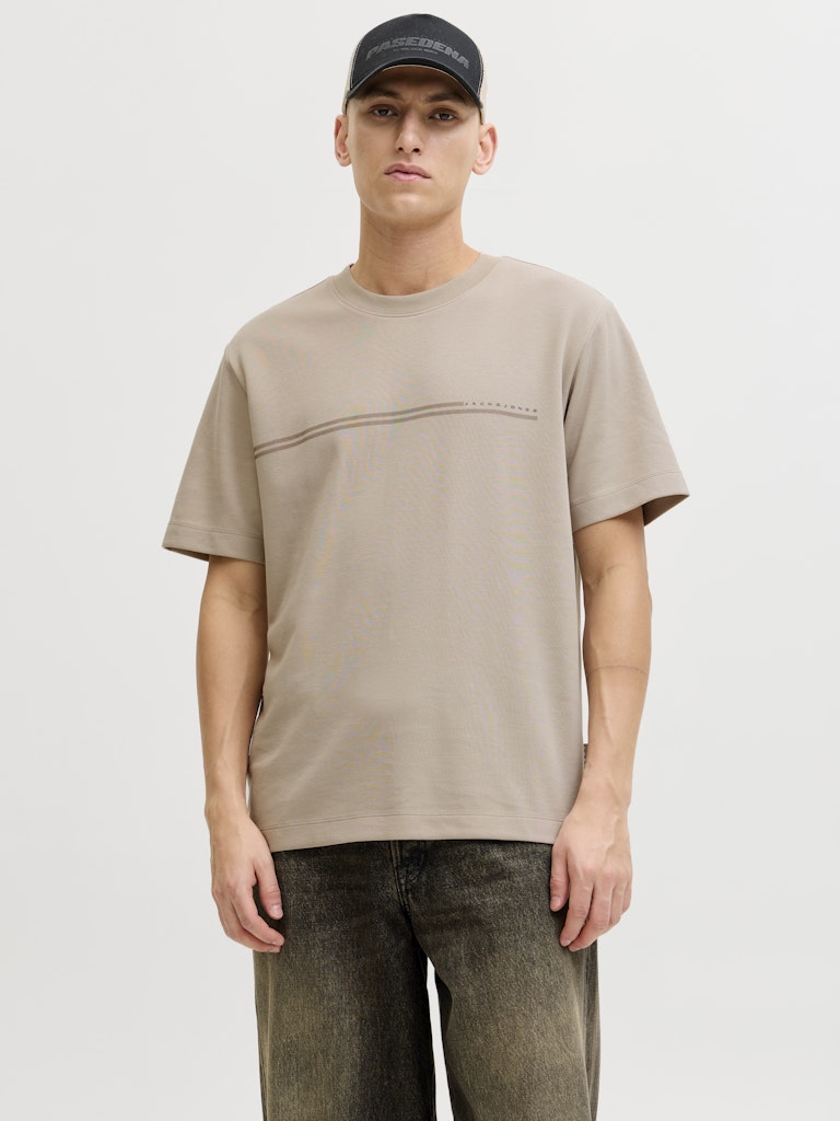 Jcofusion Chest Brand Tee Ss Crew Sn - Taupe