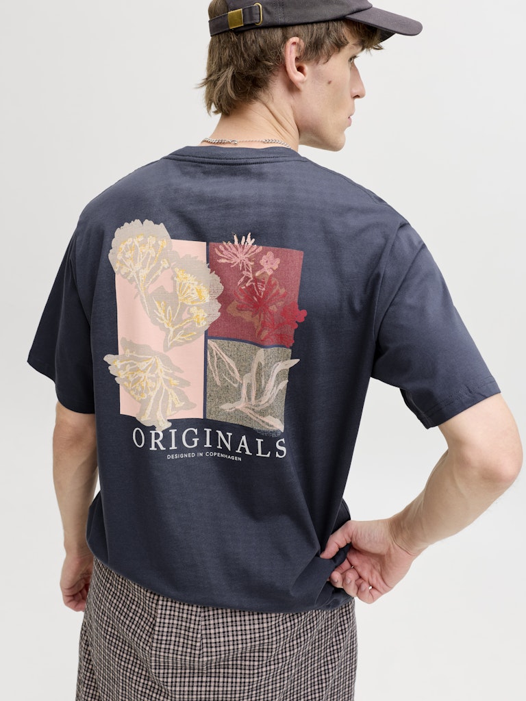 Jormontauk Aop Back Tee Ss Crew Neck Sn - Steel
