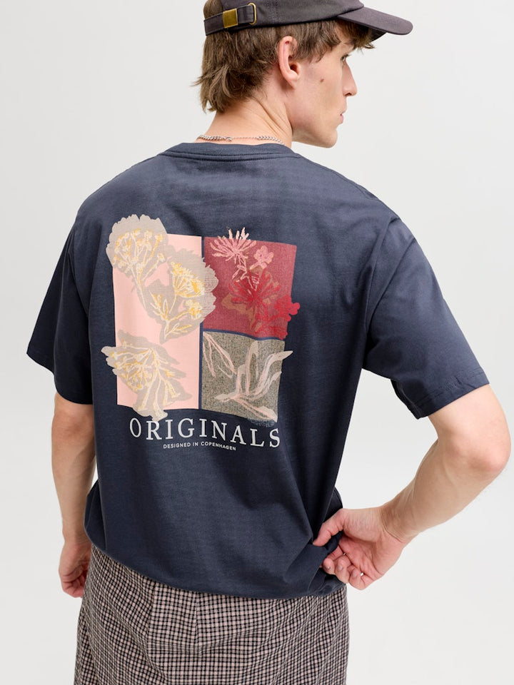Jormontauk Aop Back Tee Ss Crew Neck Sn - Steel