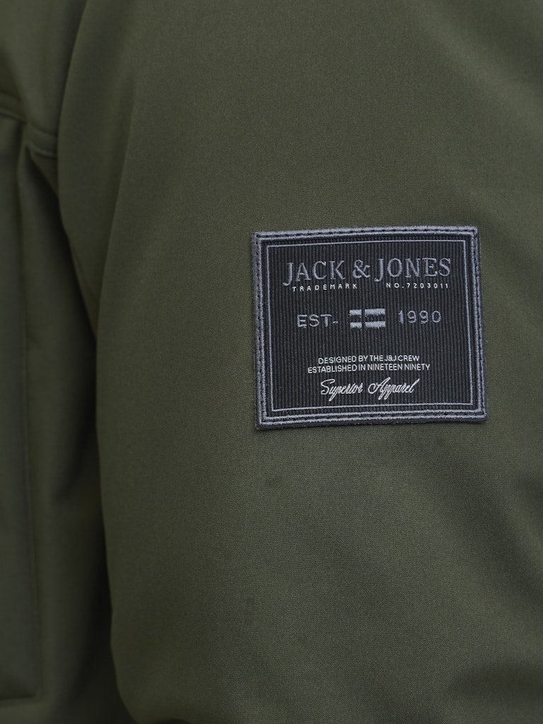 Jjfinn Softshell Parka - Donkergroen