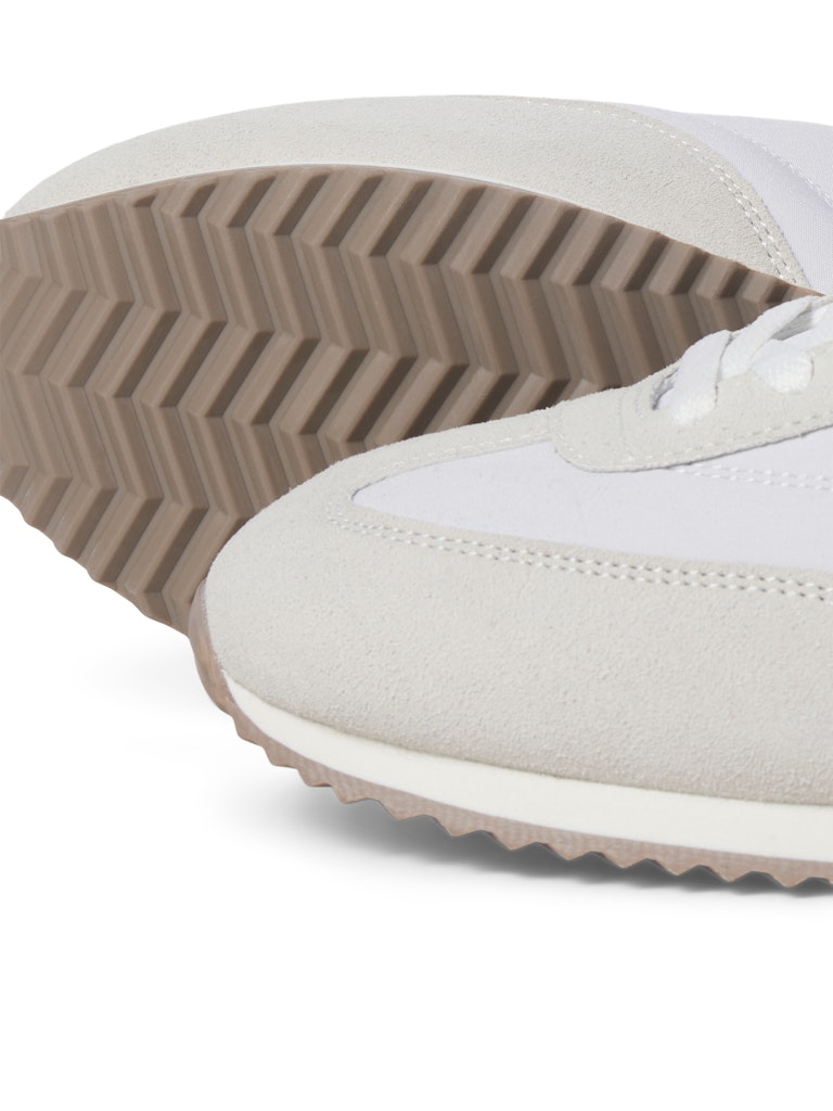 Jfwburton Runner International Campaign - Off-white