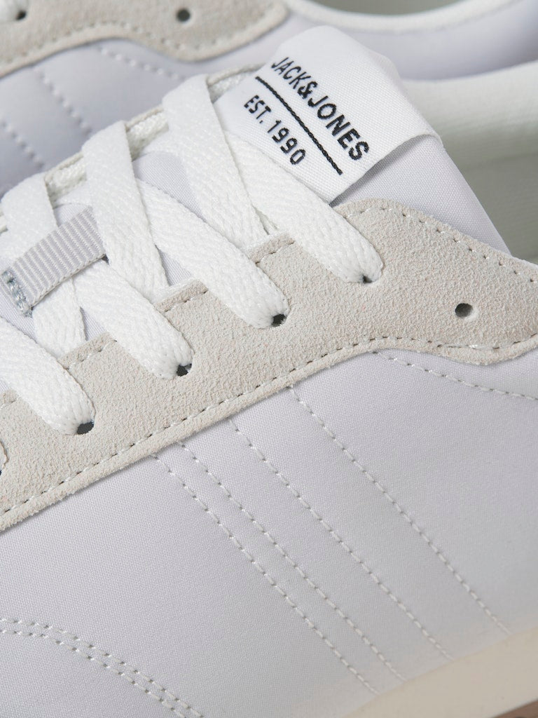 Jfwburton Runner International Campaign - Off-white