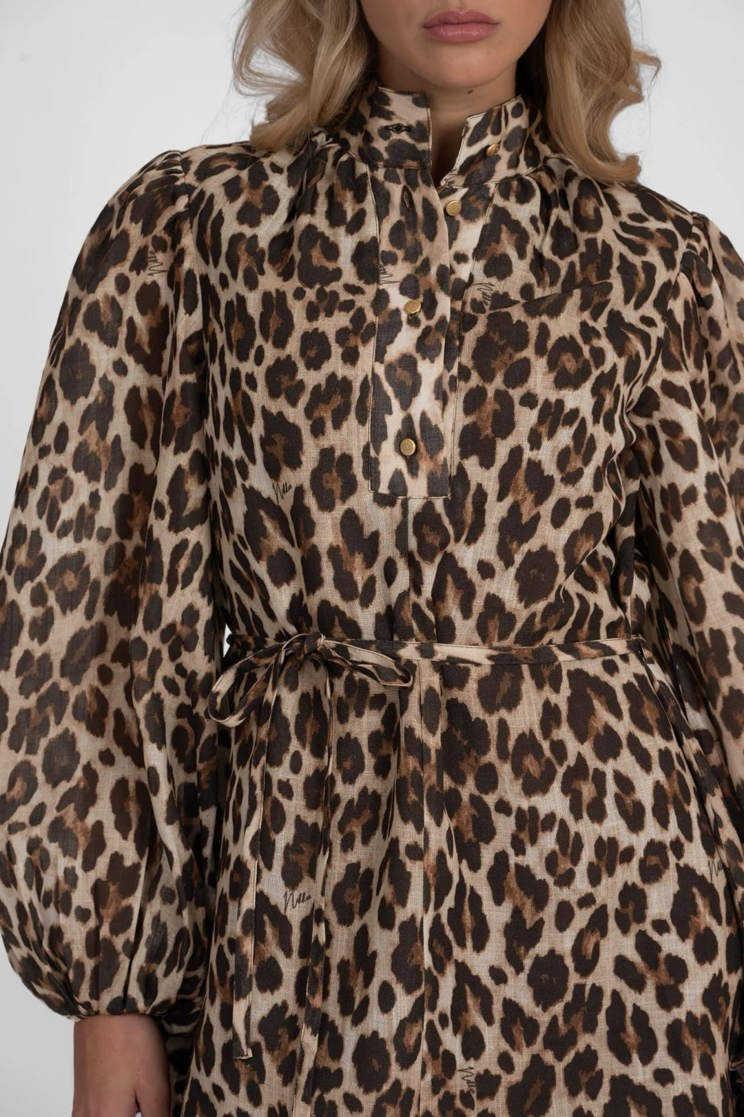 Nikkie N 5-218 2604 jurk kort dames – bruin dessin