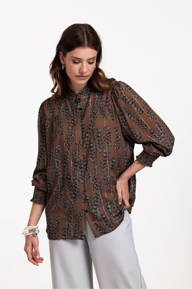 Studio Anneloes Lourdes brench blouse – dames - Bruin Dessin