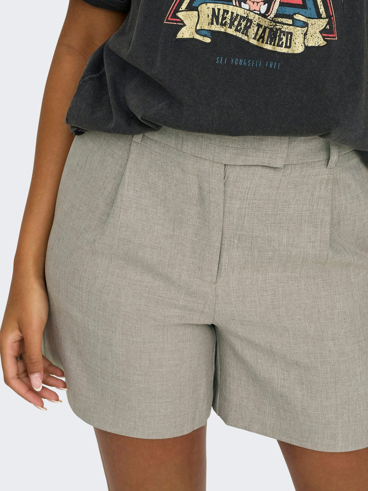 Only ONLLINDA HW MEL SHORTS licht bruin – dames shorts