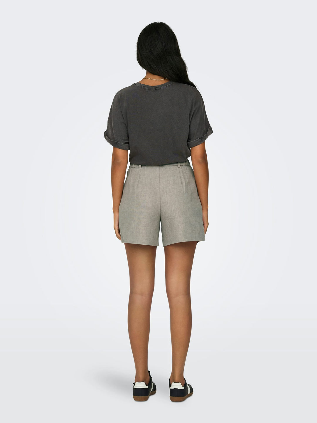 Only ONLLINDA HW MEL SHORTS licht bruin – dames shorts