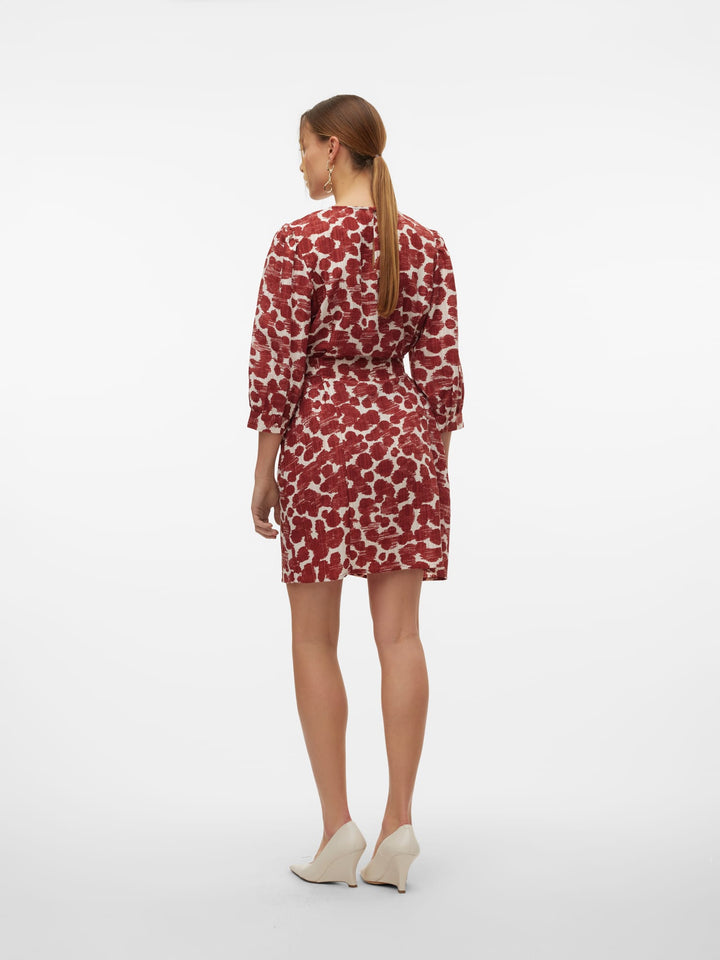VERO MODA 10311130 Pila jurk kort dames – rood dessin
