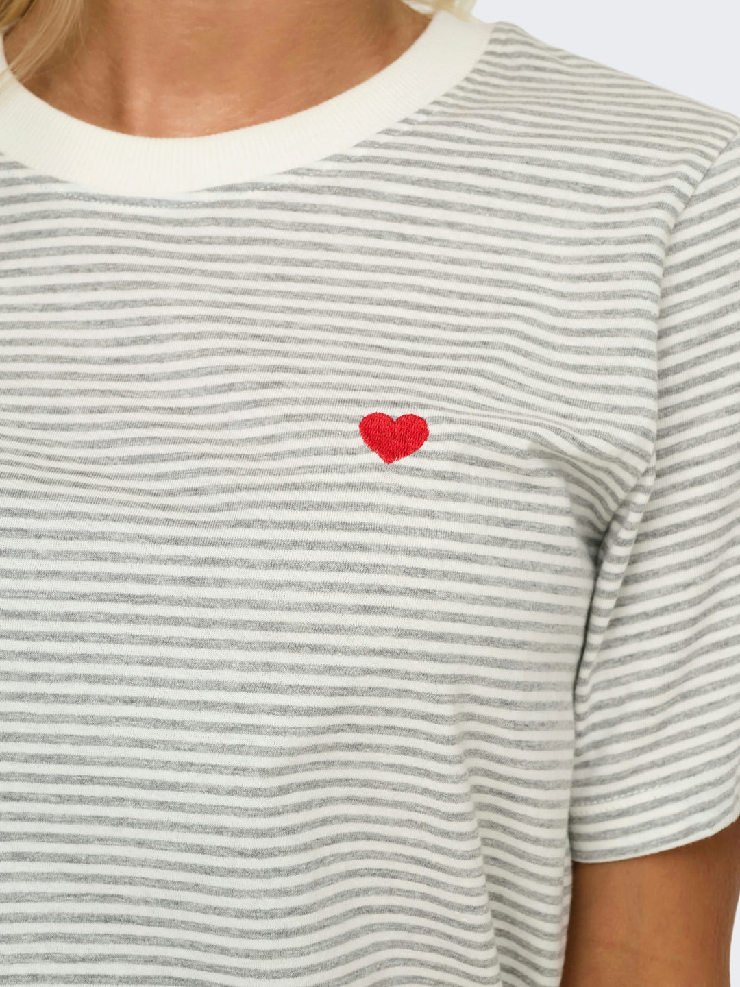 Jacqueline de Yong Pisa T-shirt zand dessin – dames