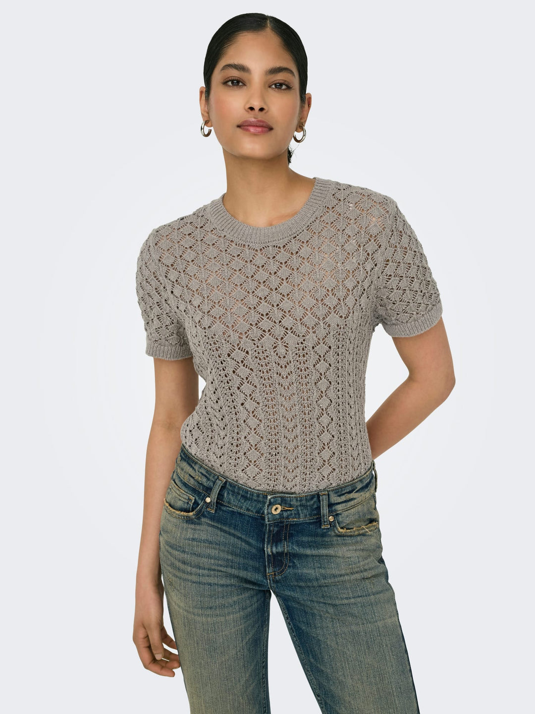 Only ONLSAGA SS O-NECK KNT NOOS taupe top – dames