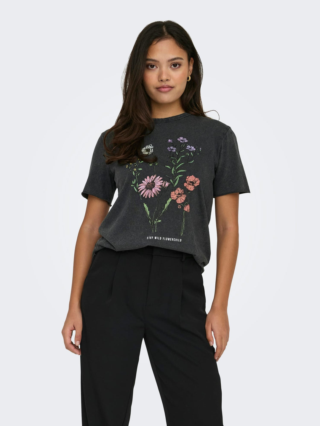 Only 15215721 Lucy T-shirt zwart – dames