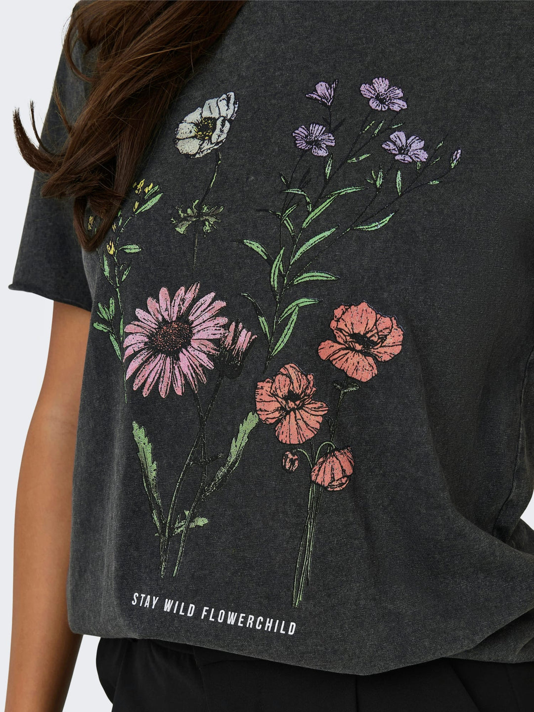 Only 15215721 Lucy T-shirt zwart – dames