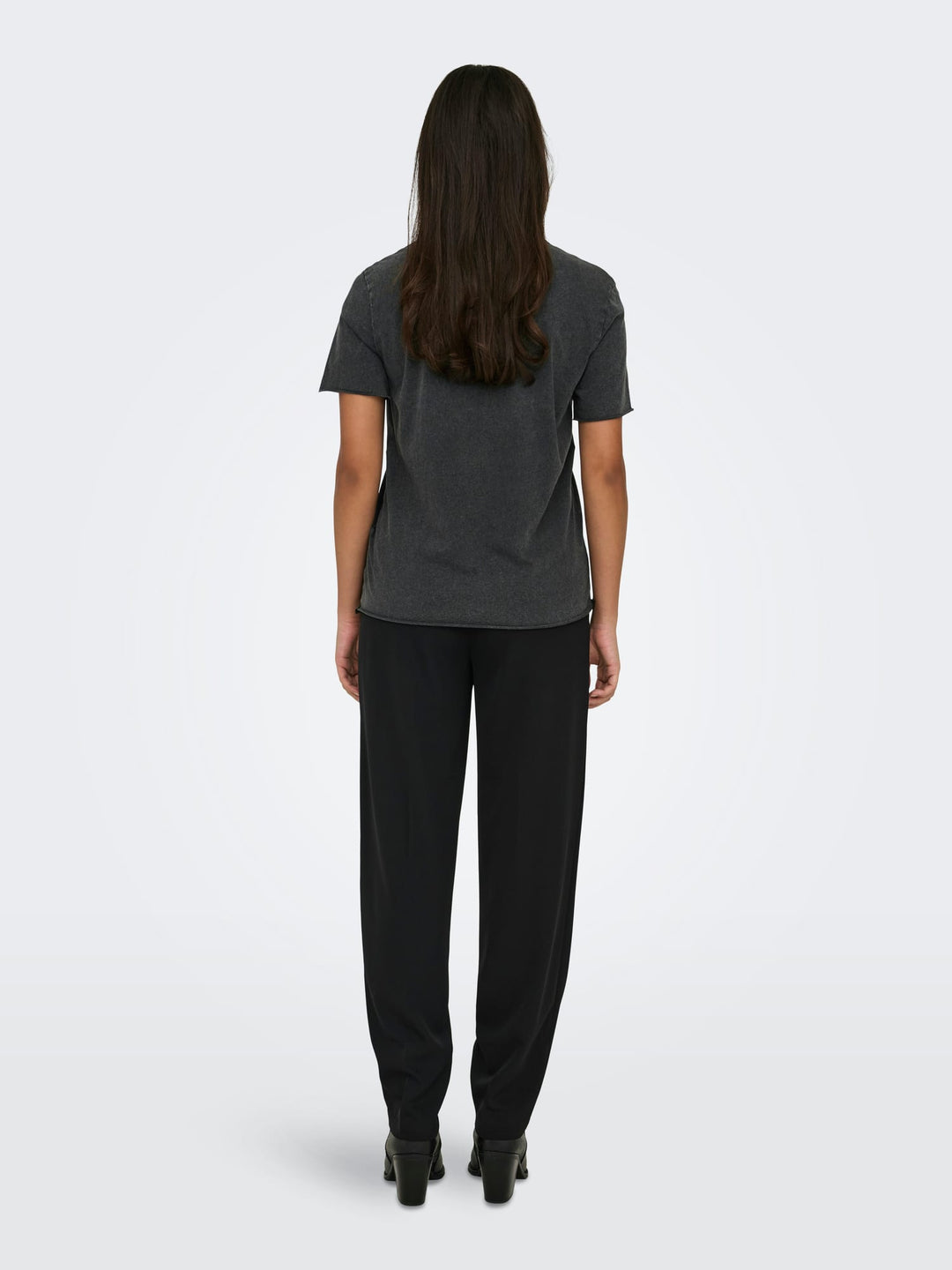 Only 15215721 Lucy T-shirt zwart – dames