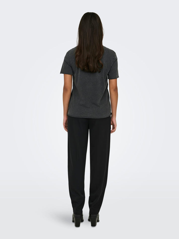 Only 15215721 Lucy T-shirt zwart – dames