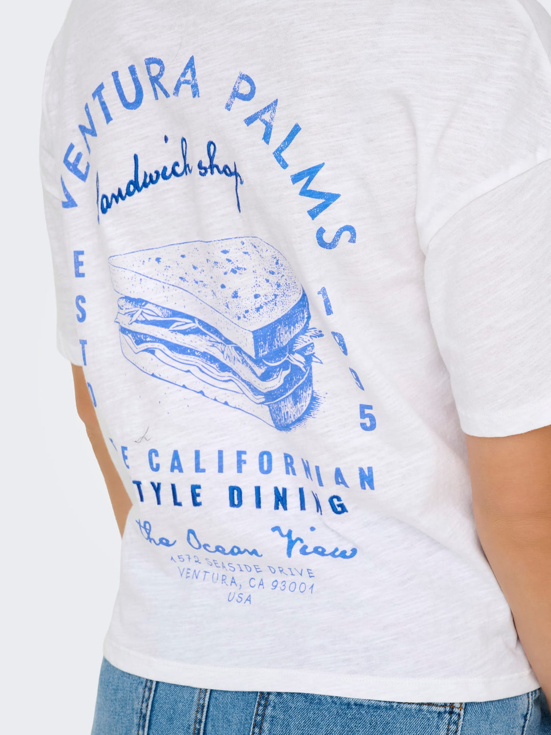 Only t-shirt k/m dames off-white – ONLBONE S/S DINING TO BOX JRS