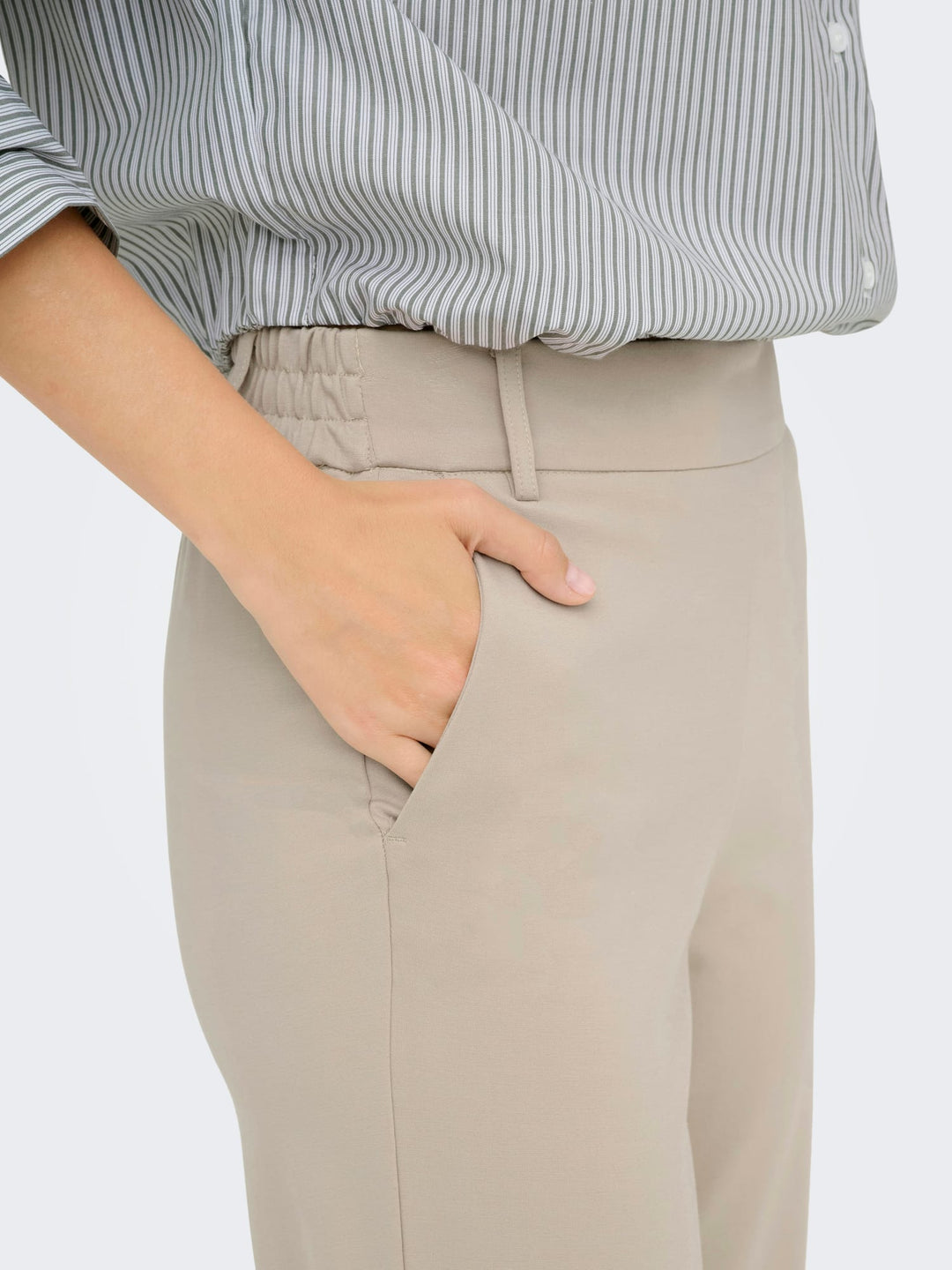 Only 15341829 poptrash lange broek beige – dames - L32