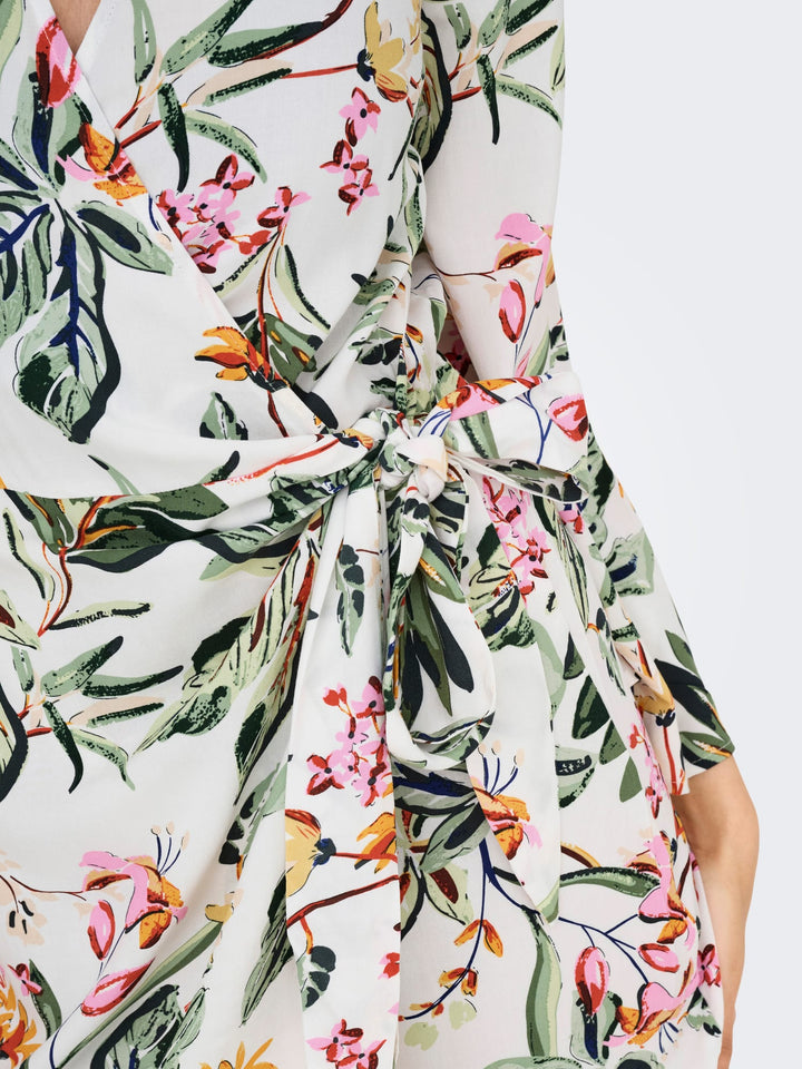 Jacqueline de Yong Sezen jurk kort dames – wit dessin
