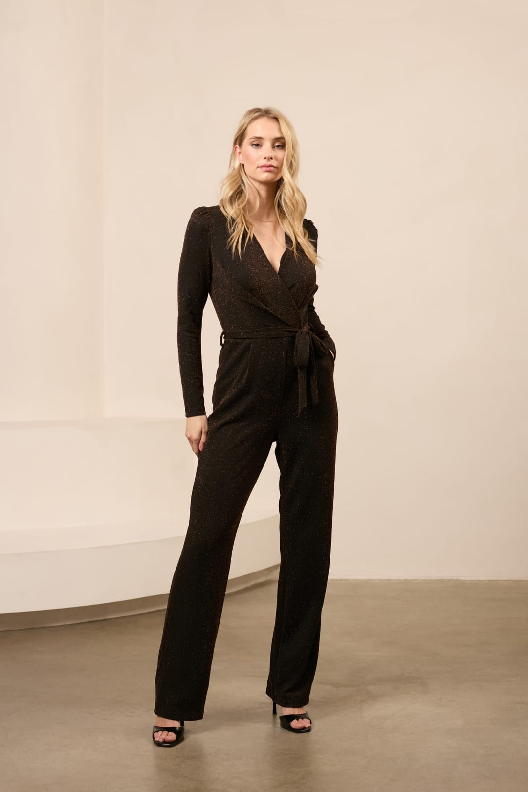 Lofty Manner Jumpsuit Mavis – dames jumpsuit bruin dessin