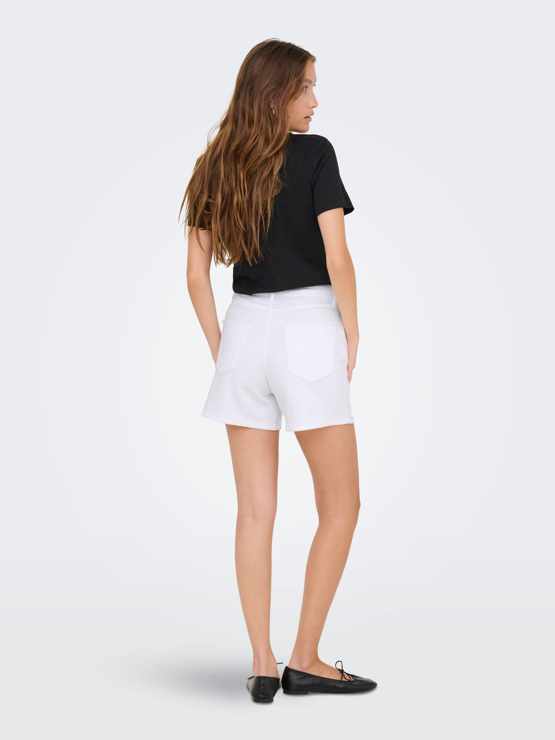 Only ONLGIANNA MW BELTED SHORTS wit dessin – dames
