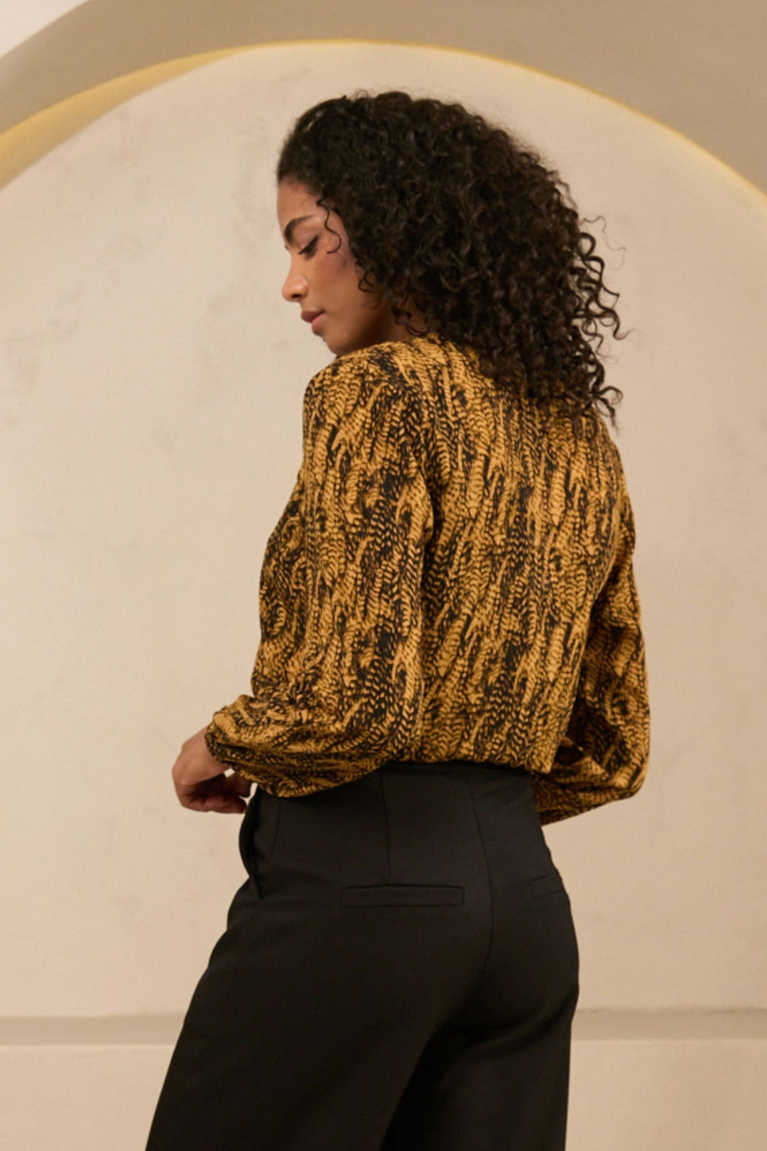 Lofty Manner Blouse Agnes – dames blouse bruin dessin