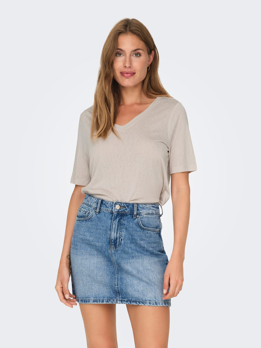 Only Elise T-shirt beige – dames