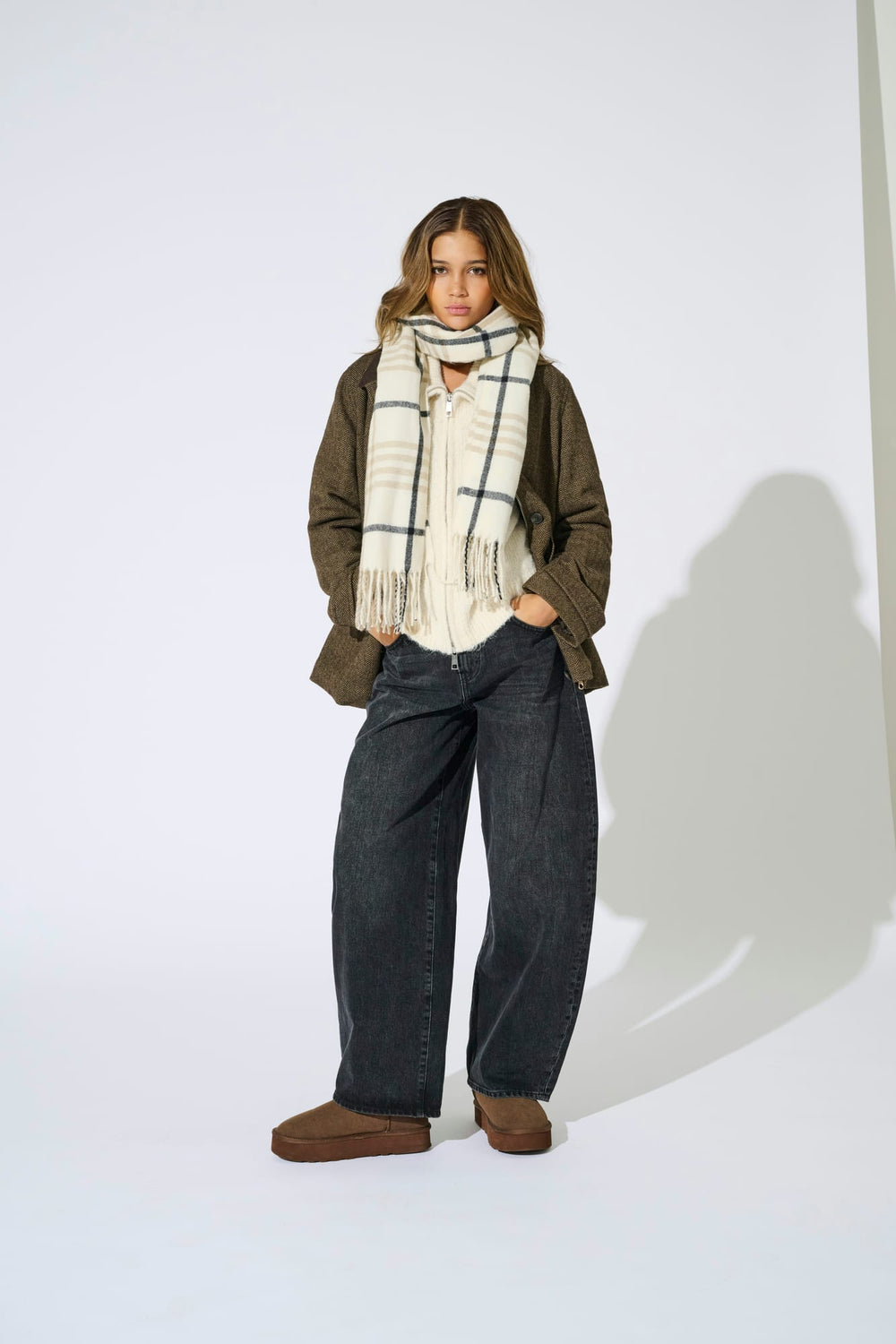 Only 15376304 Mathilde sjaal ecru dessin – dames