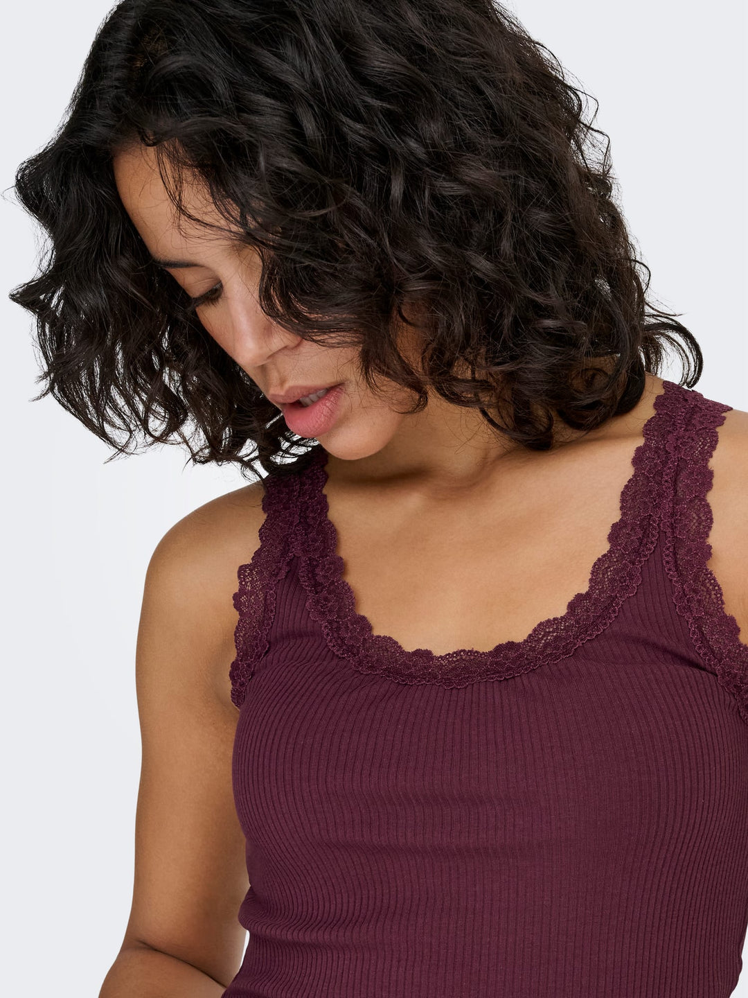 Only 15345994 sara singlet bordeaux – dames
