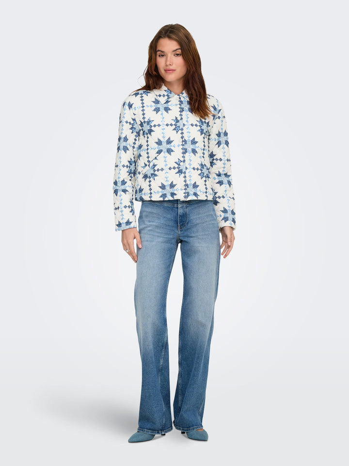 Only ONLBIANA QUILT JACKET CC OTW – dames jack - Wit Dessin