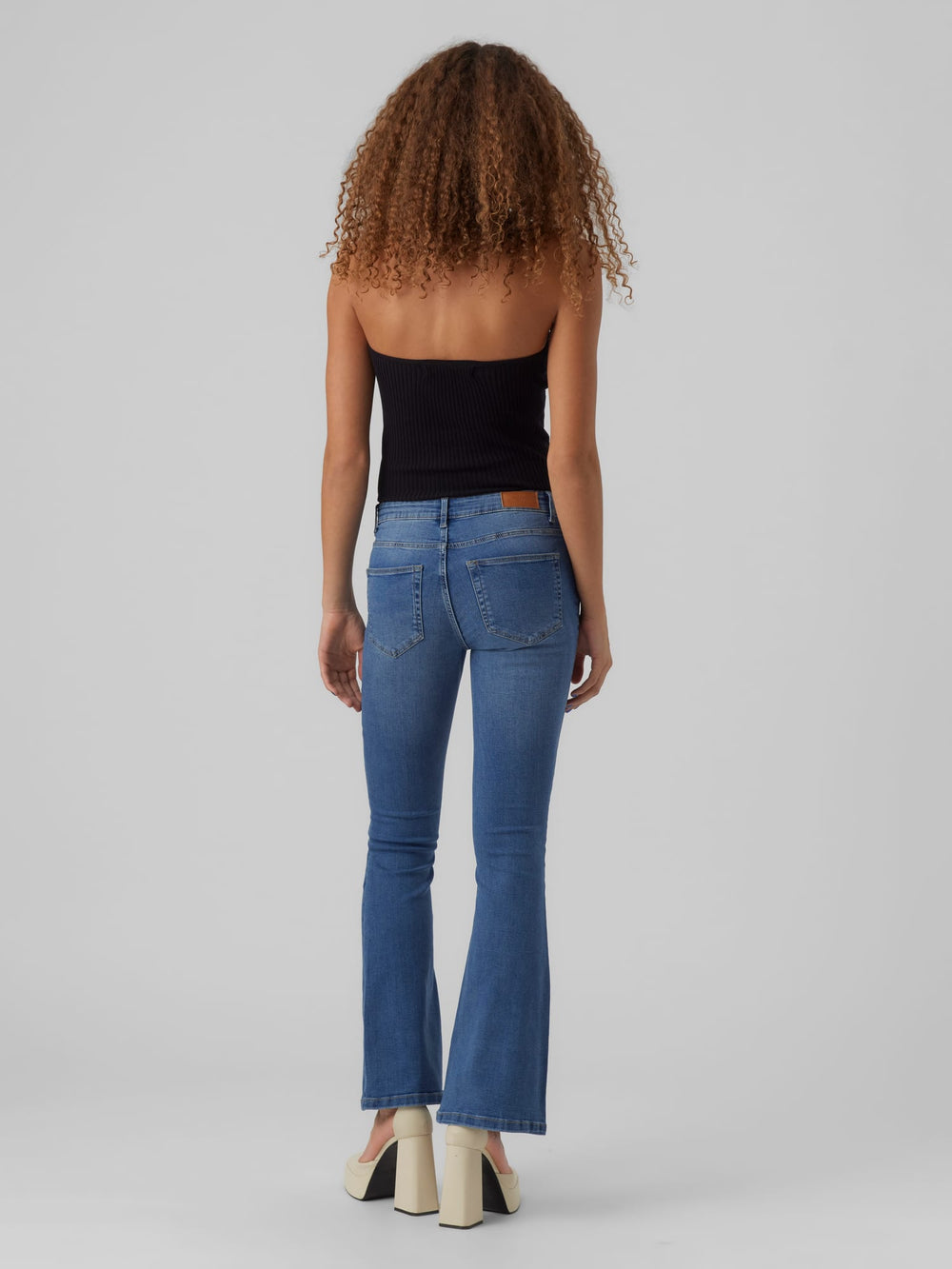 VERO MODA flared jeans dames – 10279177 Scarlet - Blue Denim - L34