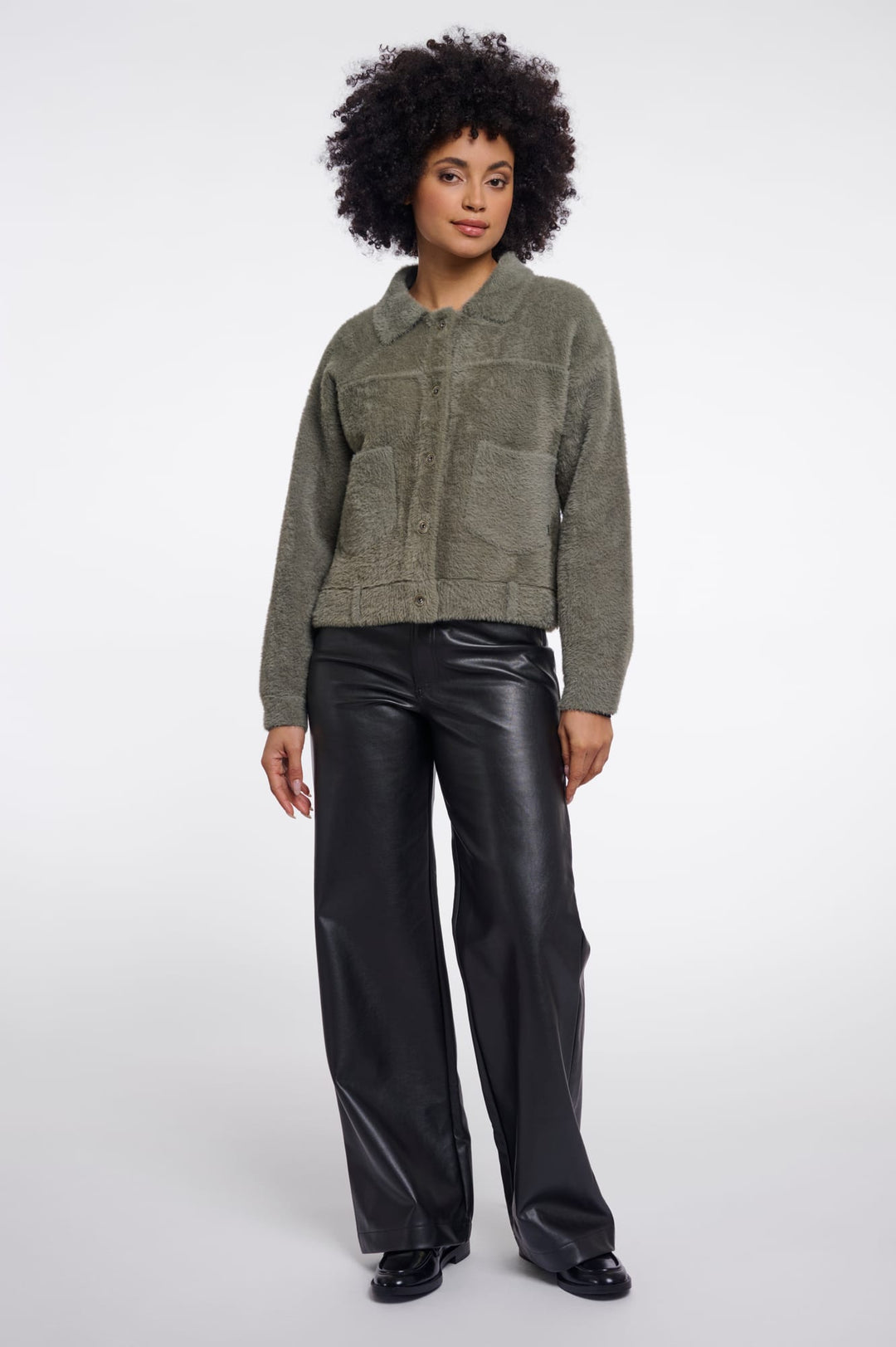 Rino & Pelle Bubbly.5002611 vest gebreid dames - olijf