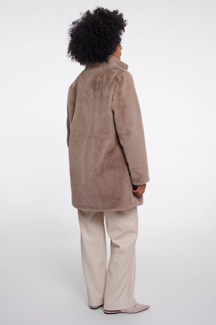 Rino & Pelle Nonna.7002611 winterjas dames – zand