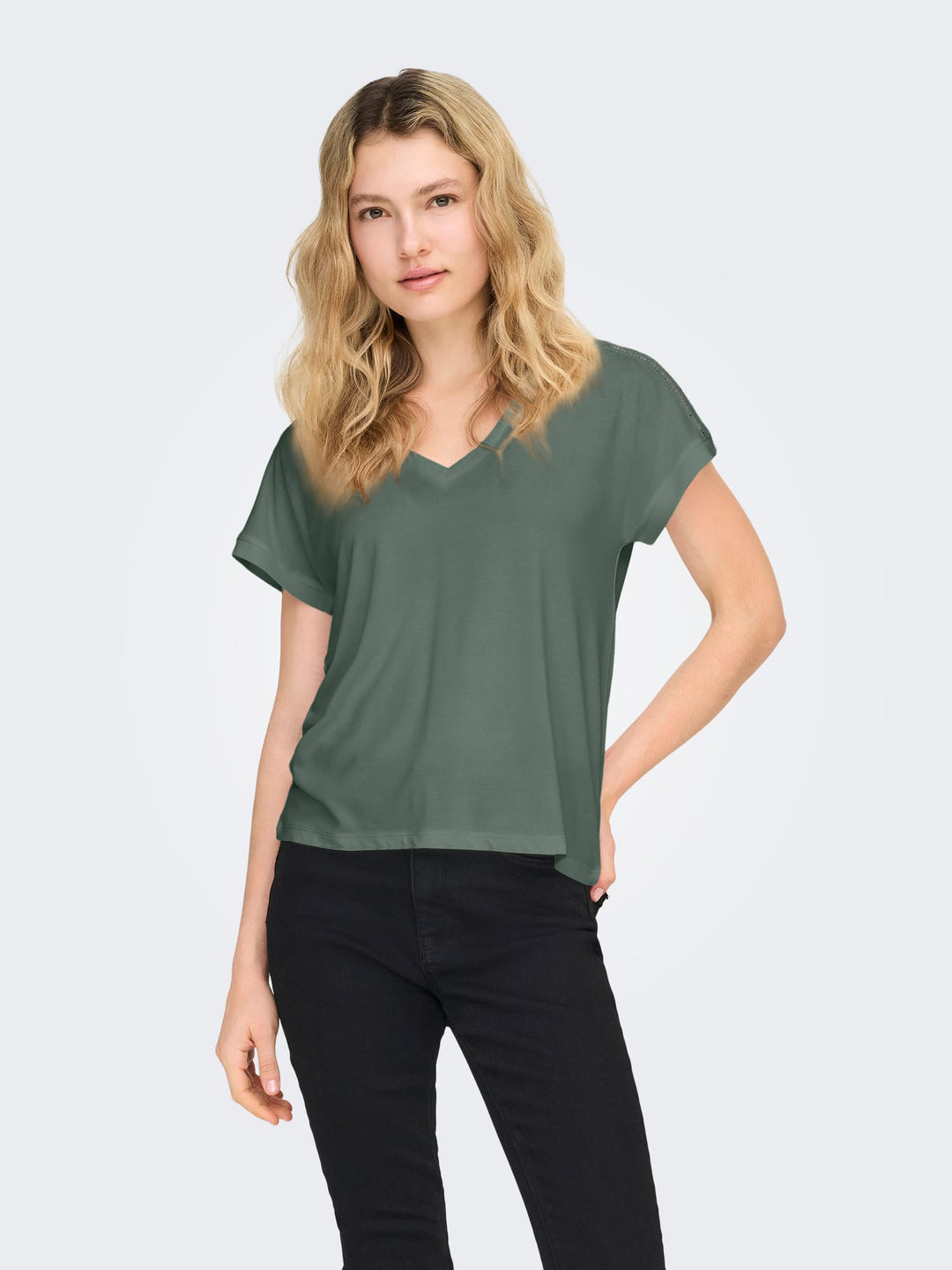 Only 15369294 Free t-shirt olijf – dames