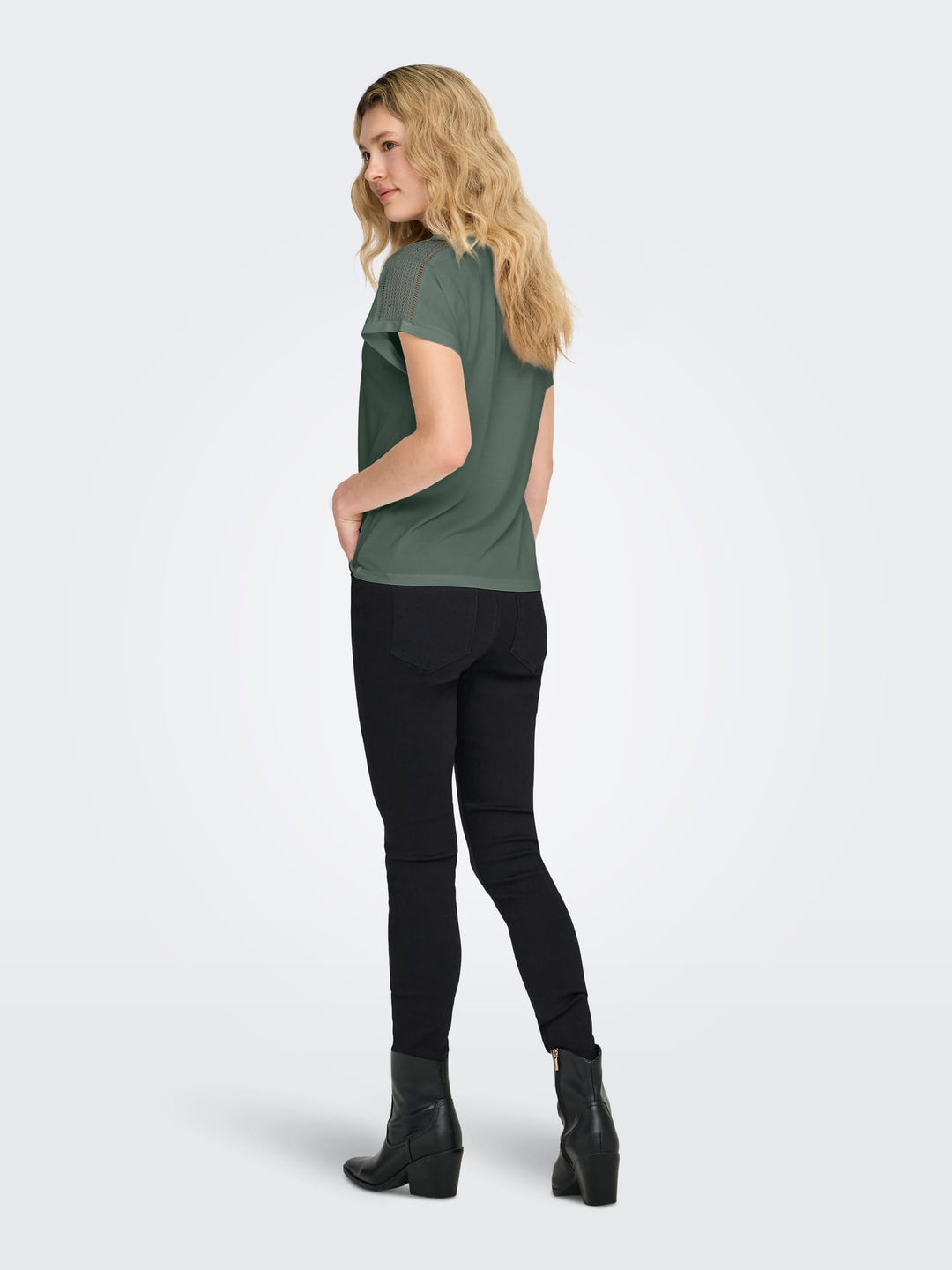 Only 15369294 Free t-shirt olijf – dames