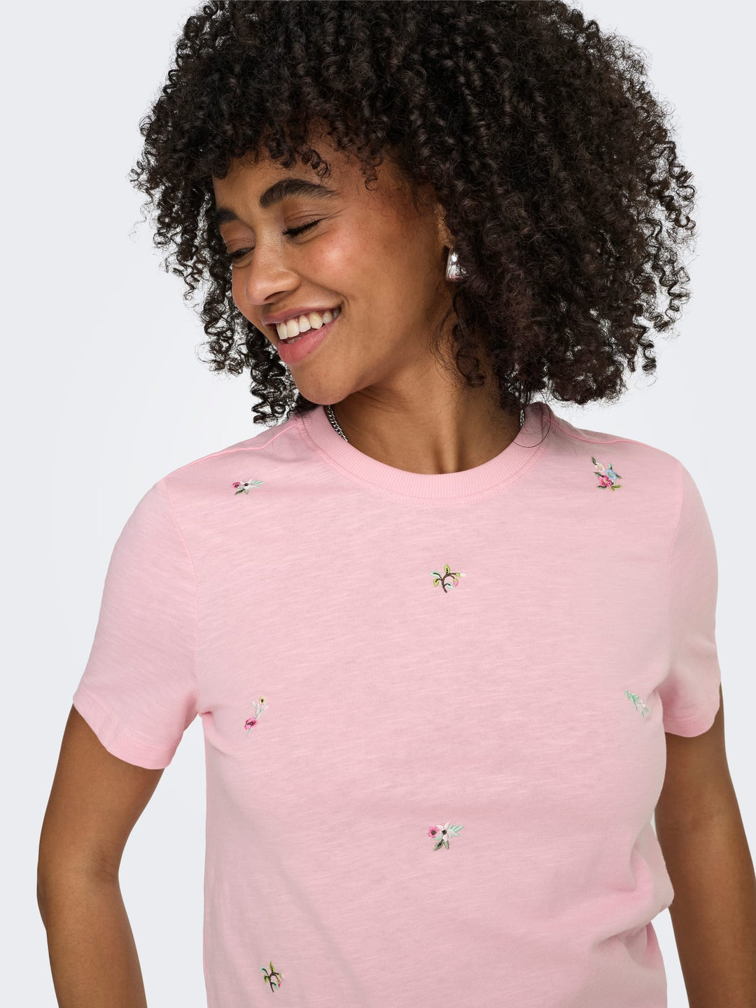 Only Ketty t-shirt roze – dames