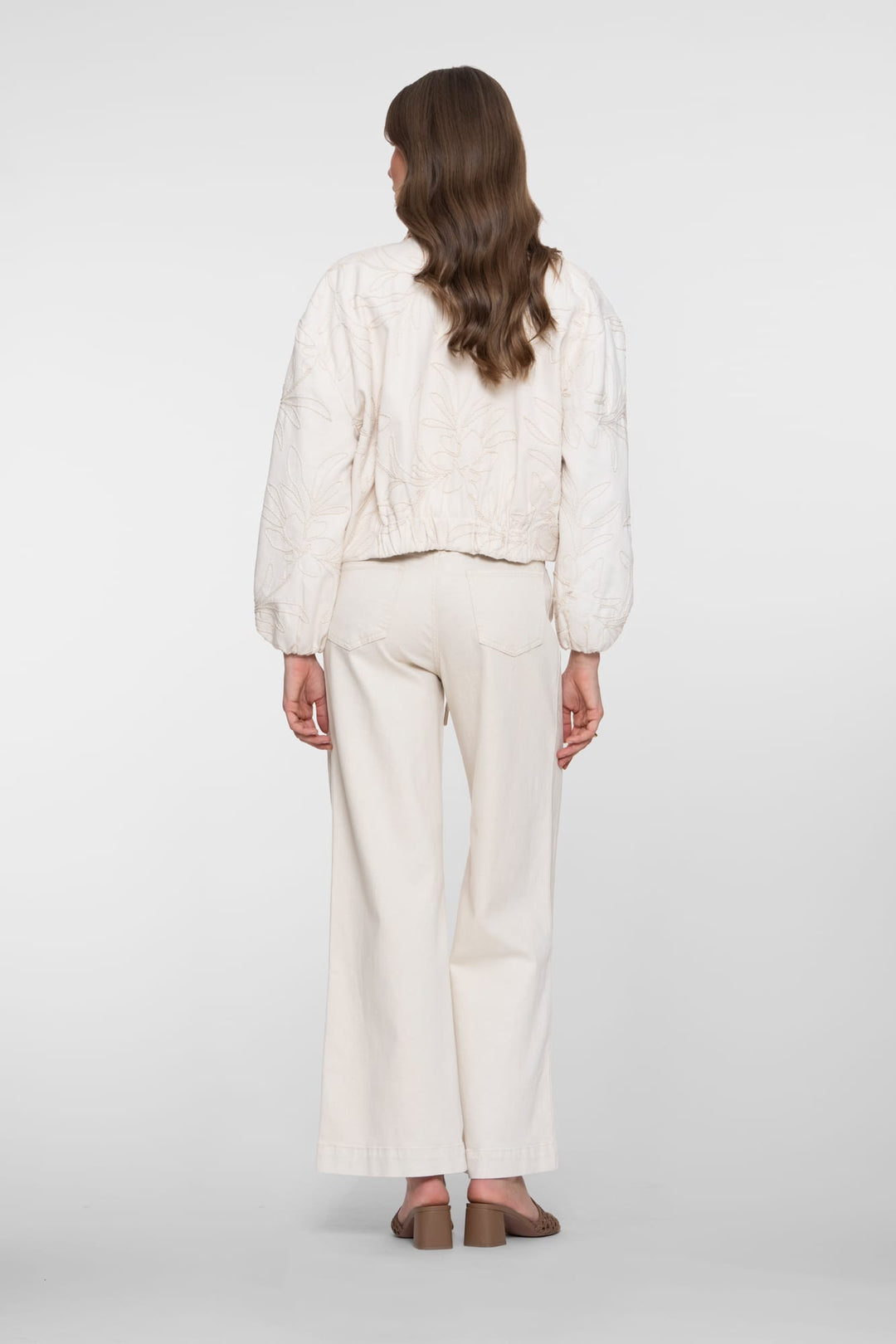 Geisha 61013-10 ecru lange broek dames – trendy en comfortabel