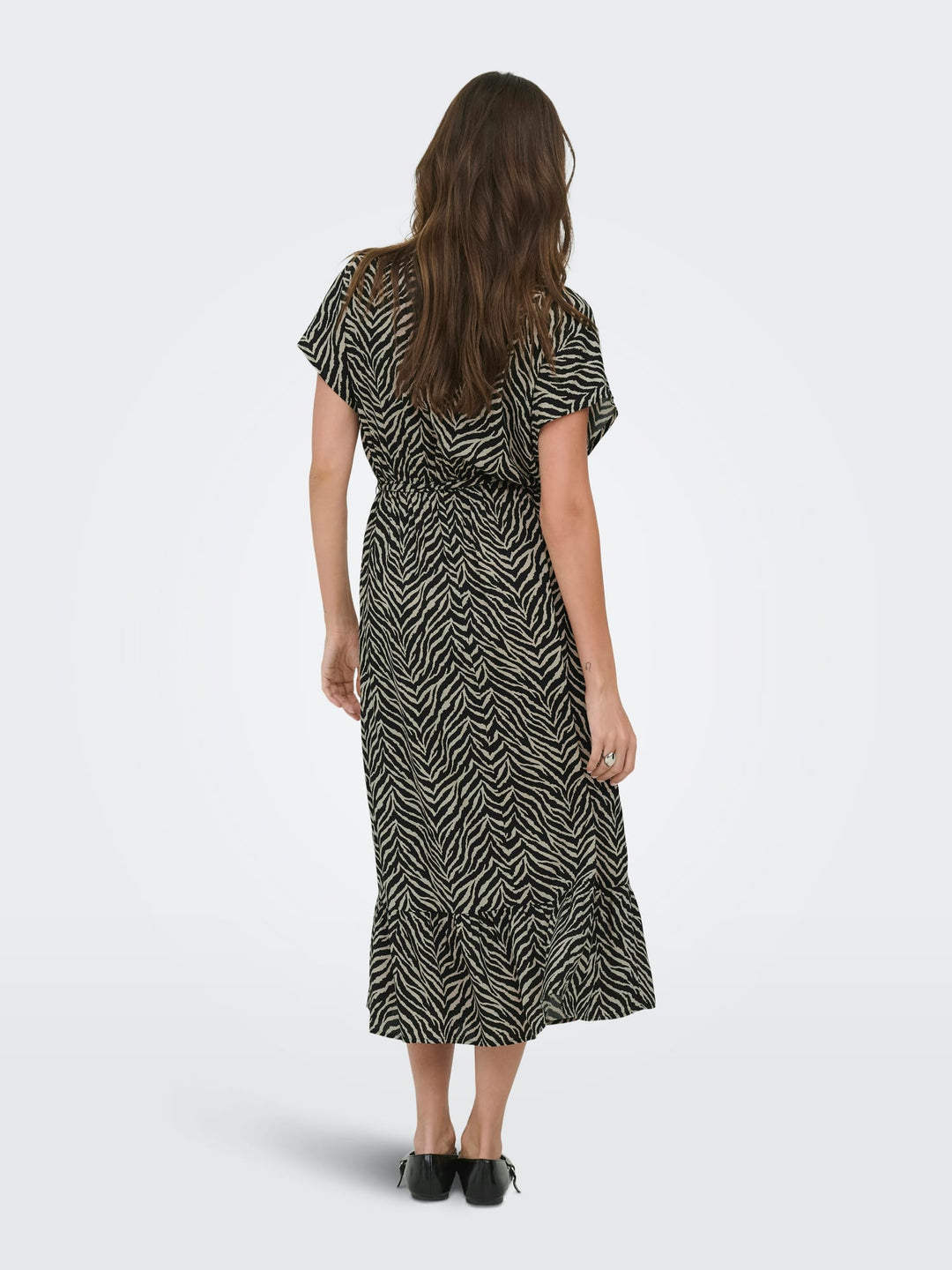 Only 15357778 Zilla jurk midi dames zwart dessin