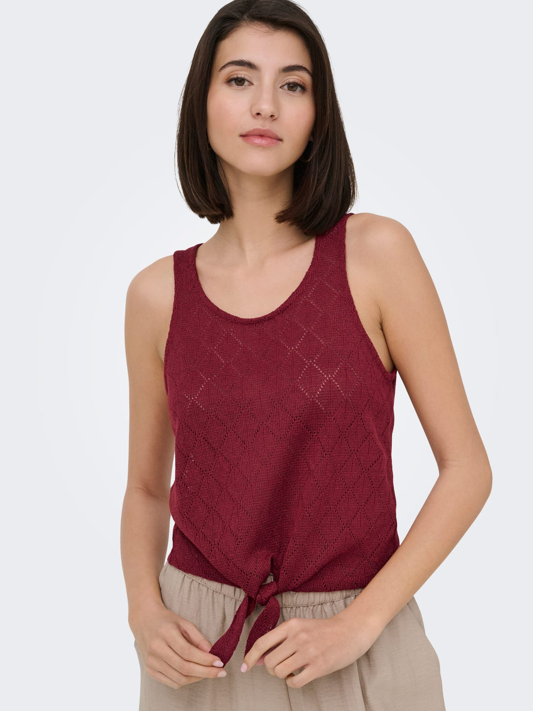 Jacqueline de Yong JDYVIOLA LIFE S/L KNOT TOP - dames top - Rood Dessin
