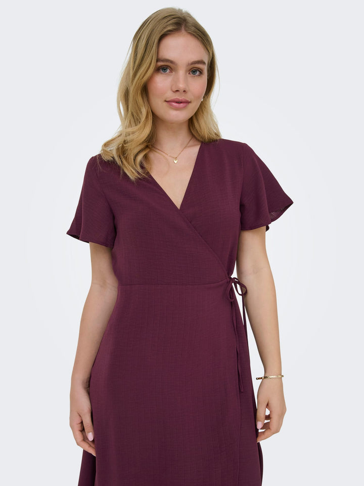 Only ONLCALI LIFE S/S WRAP DRESS fuchsia – dames jurk