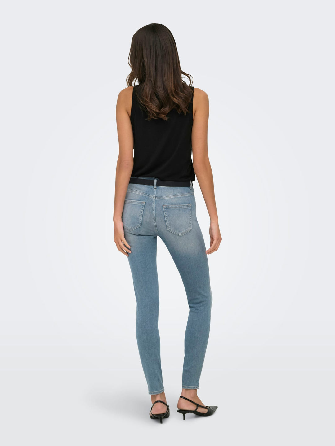 Jacqueline de Yong JDYUFFA S/L Top Zwart – dames
