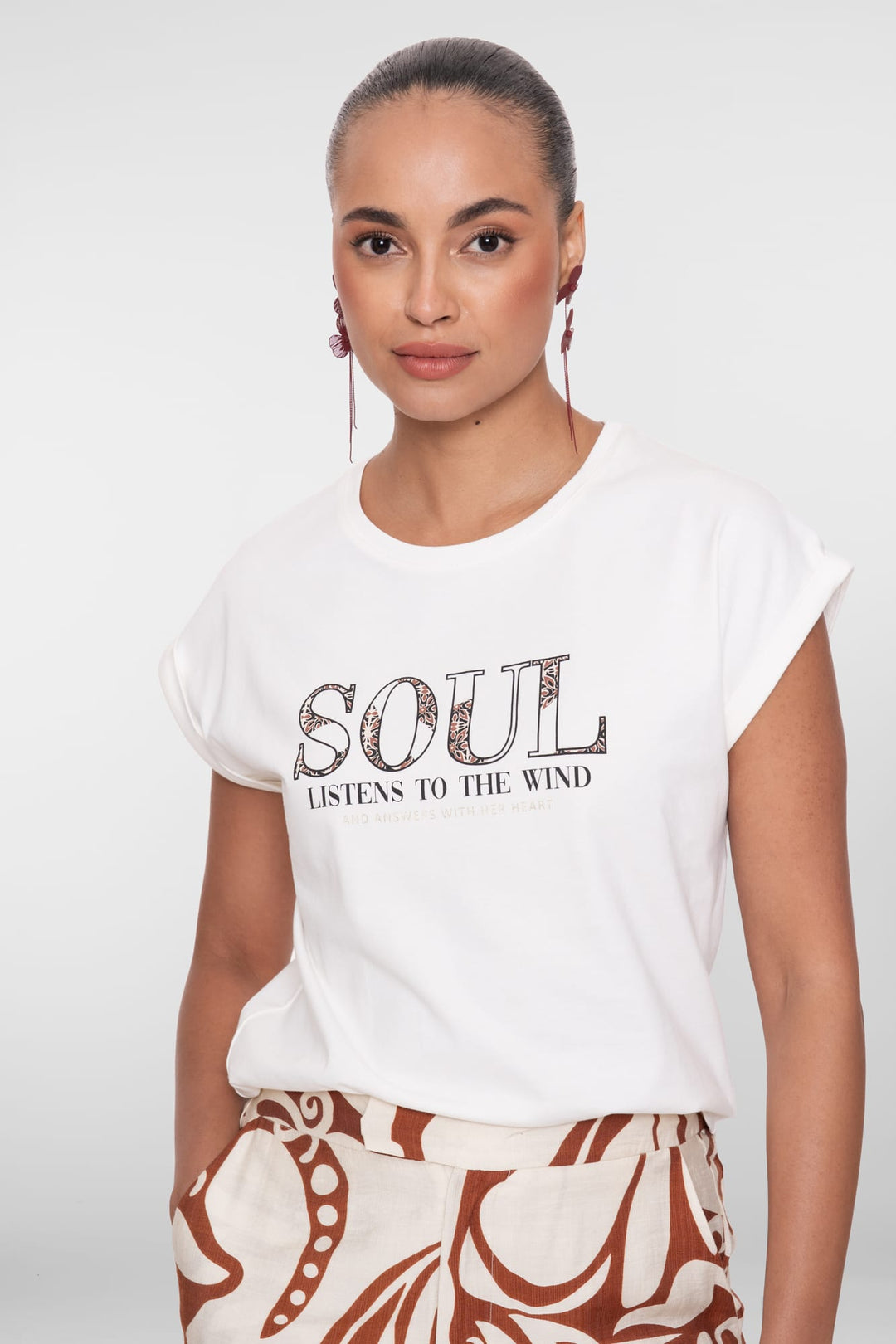Geisha T-shirt 'soul' off-white – dames
