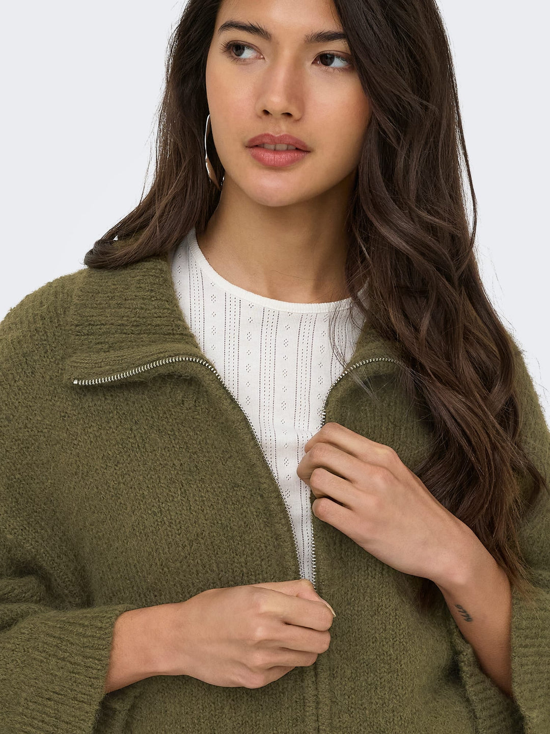 Only 15375131 Maggie vest gebreid olijf – dames