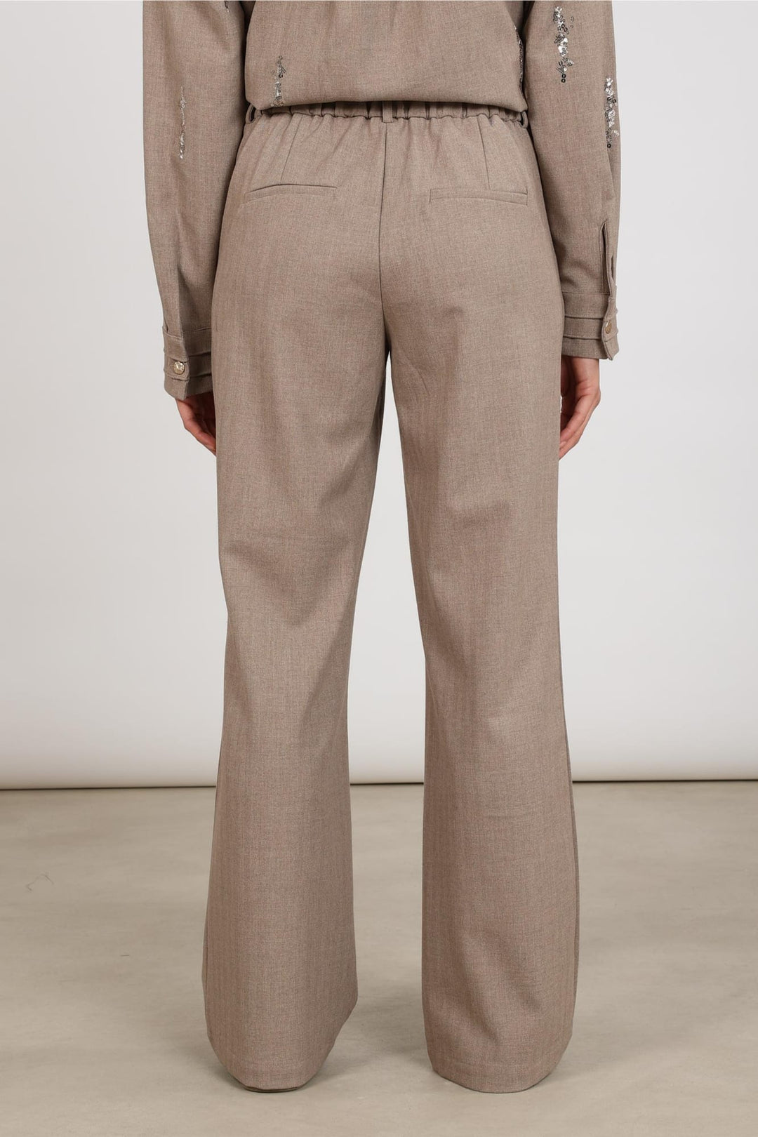 Nukus NKF09077 Jill lange broek dames taupe