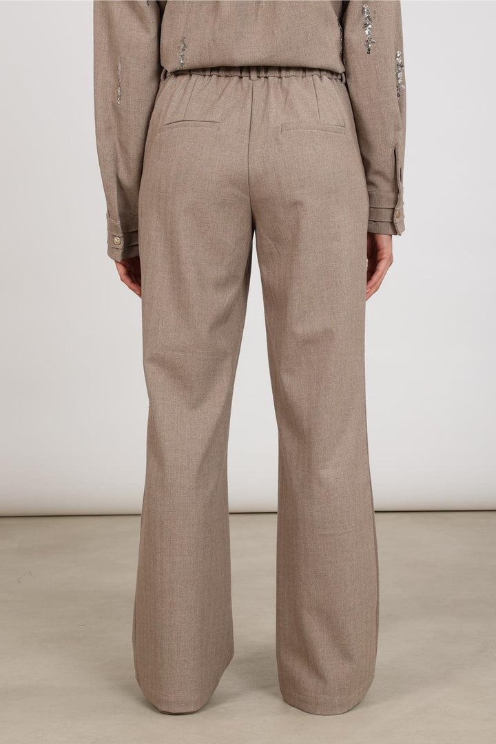 Nukus NKF09077 Jill lange broek dames taupe